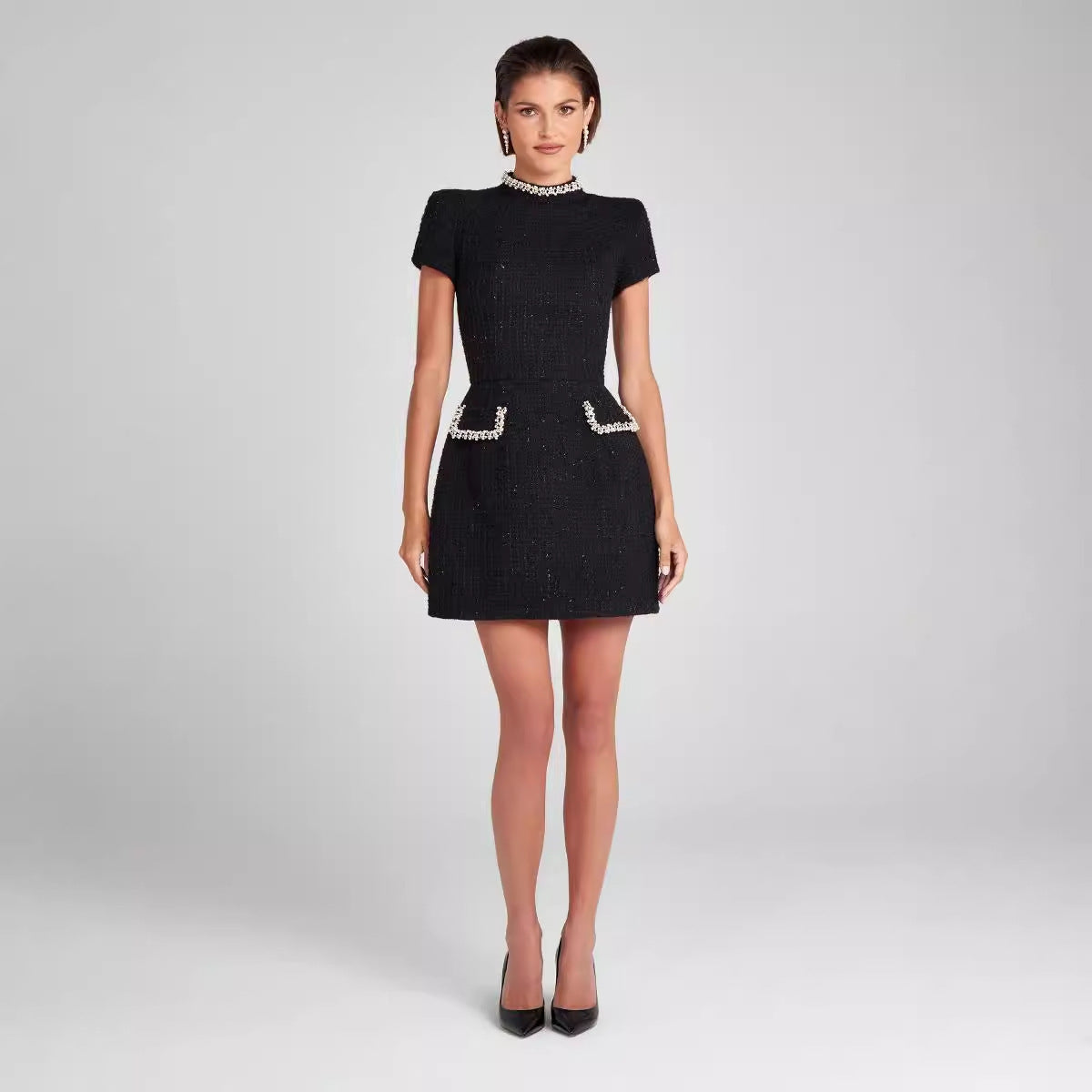 Robe Classique Élégante à Perles